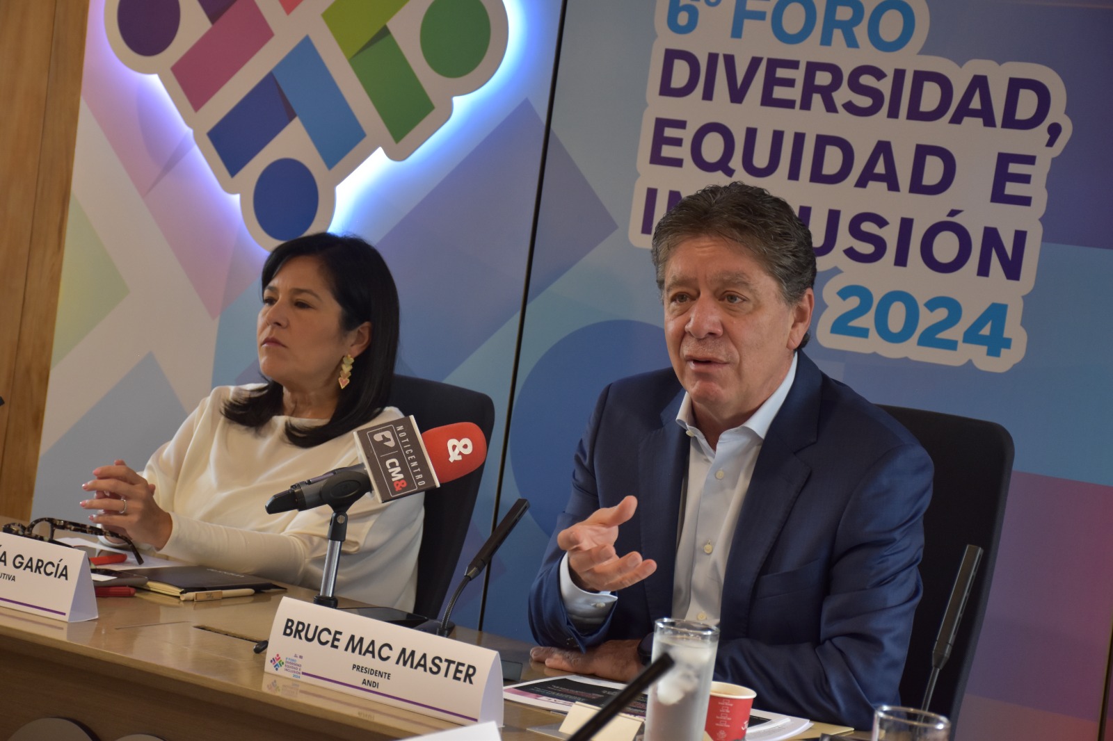 Bruce Mac master foro equidad
